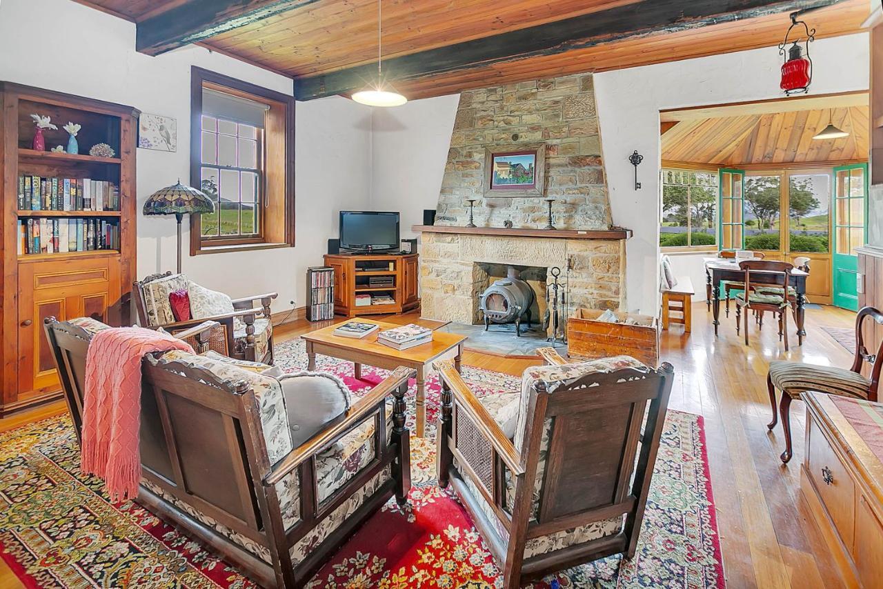 Blackwood Park Cottages Mole Creek ภายนอก รูปภาพ