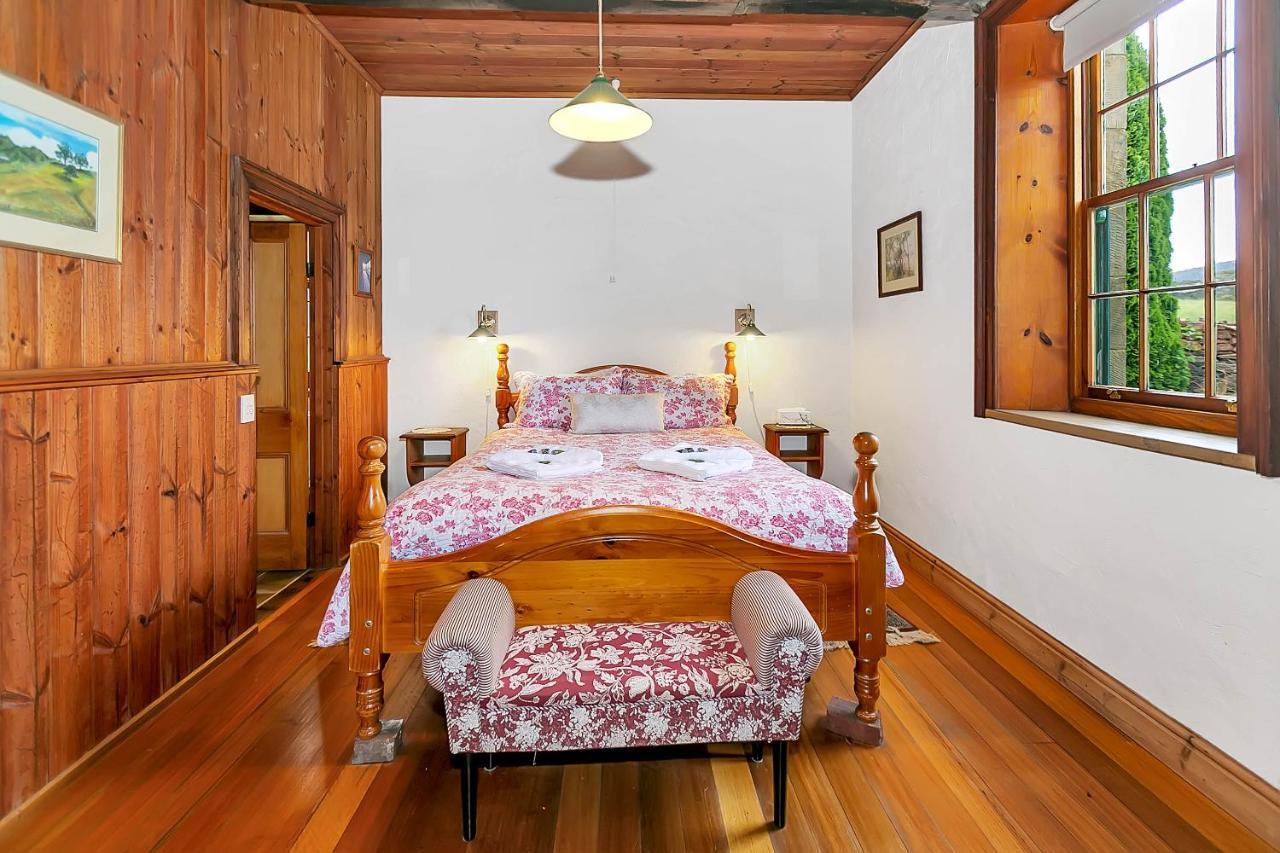 Blackwood Park Cottages Mole Creek ภายนอก รูปภาพ