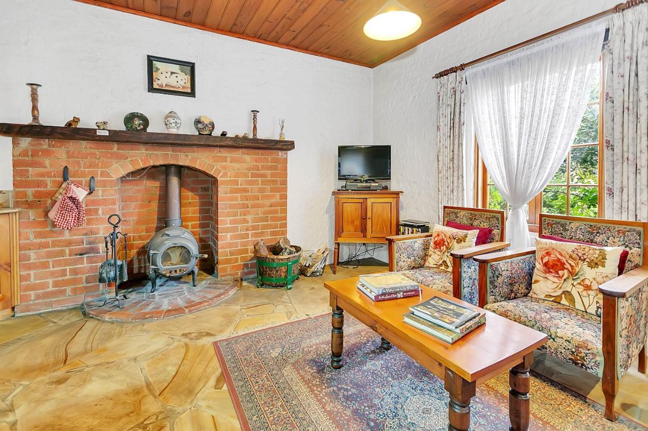 Blackwood Park Cottages Mole Creek ภายนอก รูปภาพ